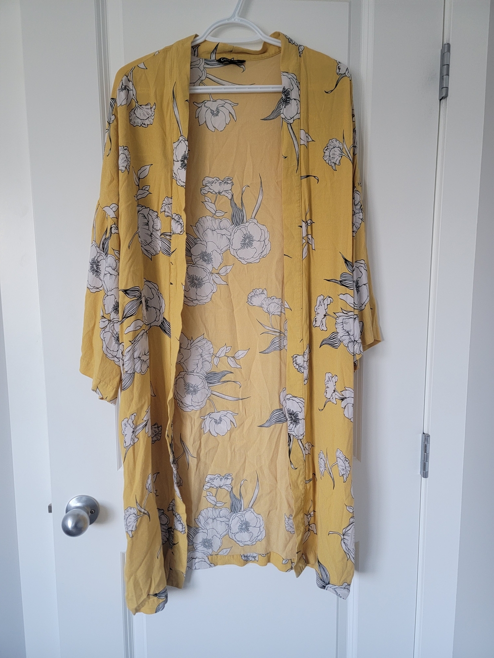 George Yellow Floral Lightweight Kimono